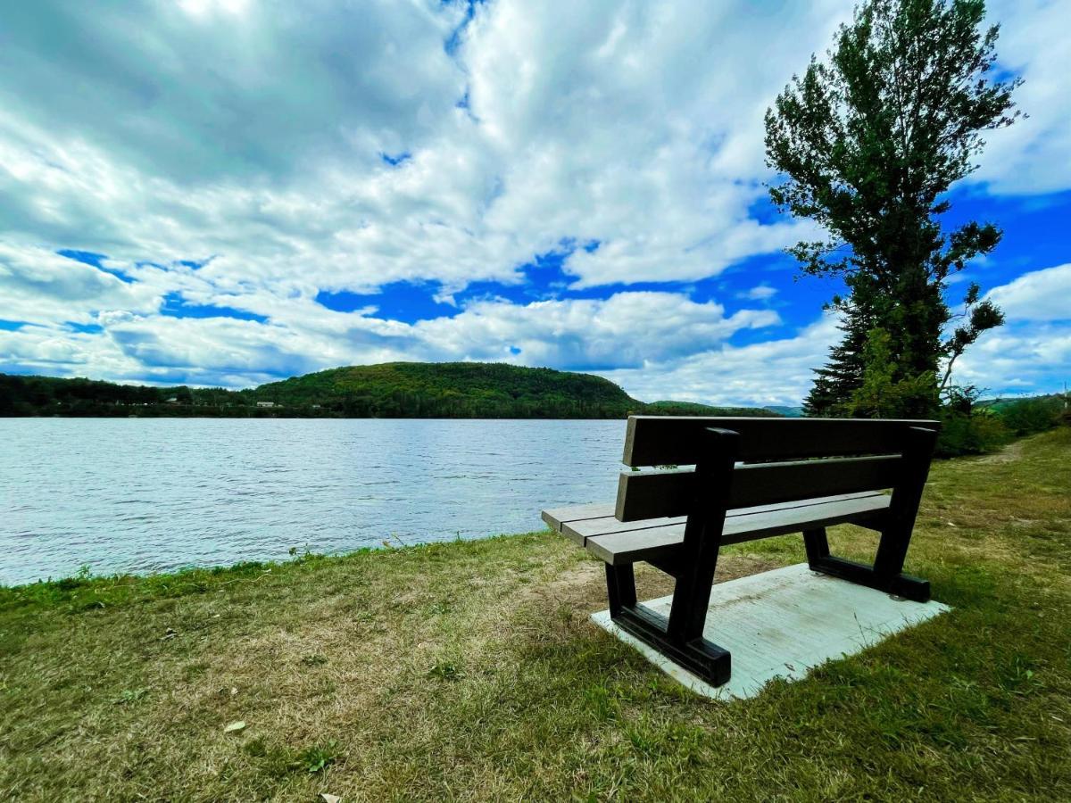 Chalet Centenaire Mauricie Villa Saint Roch de Mekinac Dış mekan fotoğraf
